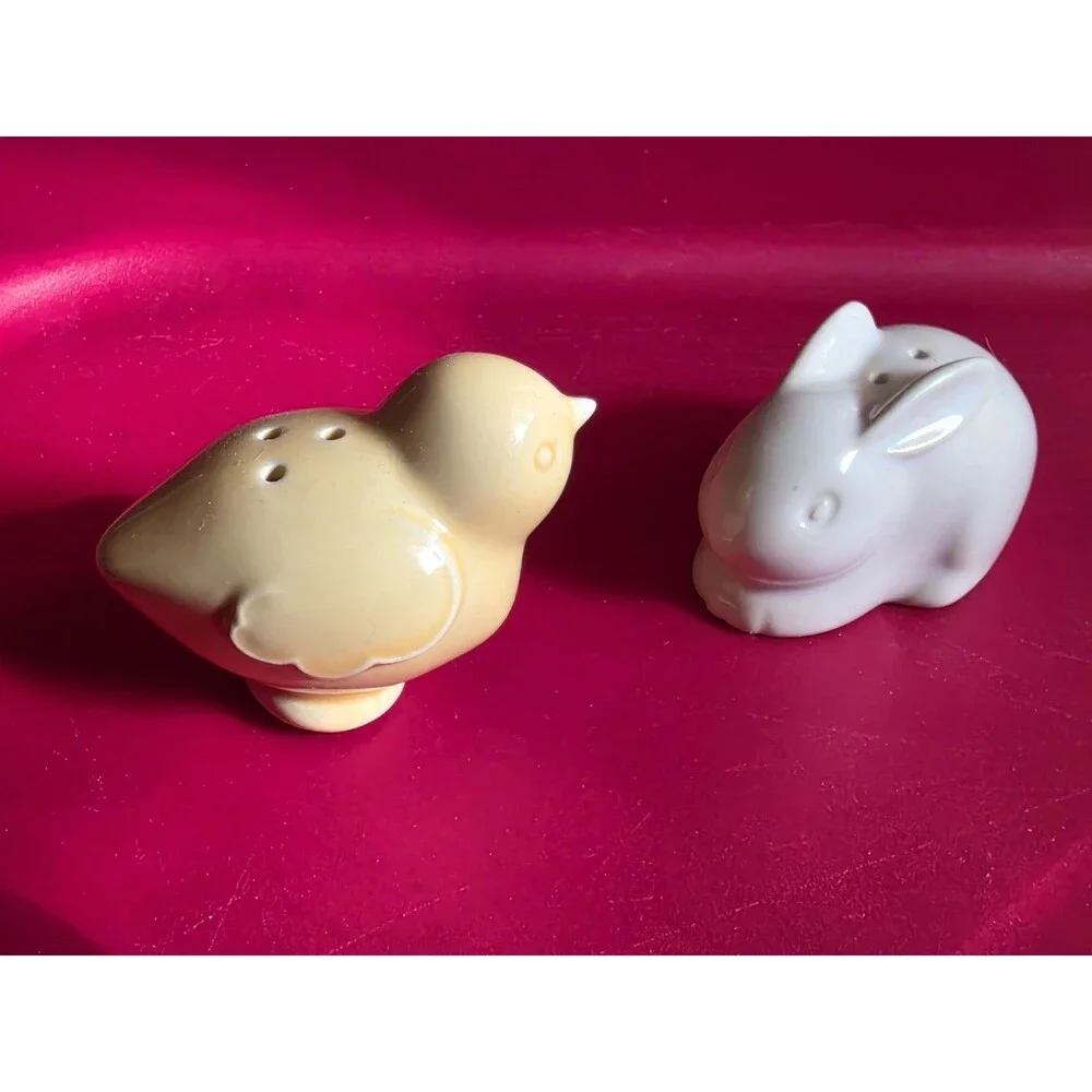 Vintage Hallmark Salt & Pepper Shakers Spring Baby Bunny Rabbit & Yellow Chick